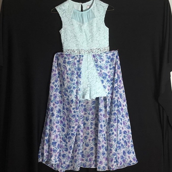 Speechless Other - Speechless Girl Romper With Walk Though Cape Sz 10